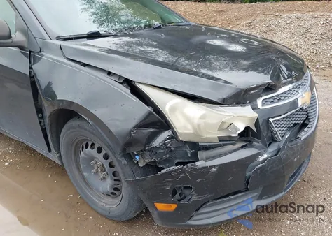 2011 Chevrolet Cruze Ls z USA, uszkodzony, nr VIN 1G1PC5SH8B7129998